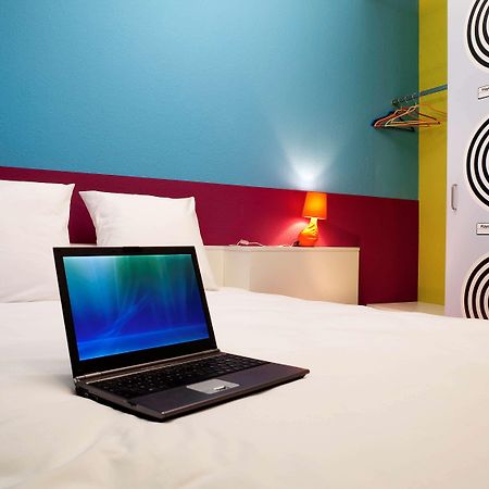 Ibis Styles Duesseldorf-Neuss Hotel Bagian luar foto
