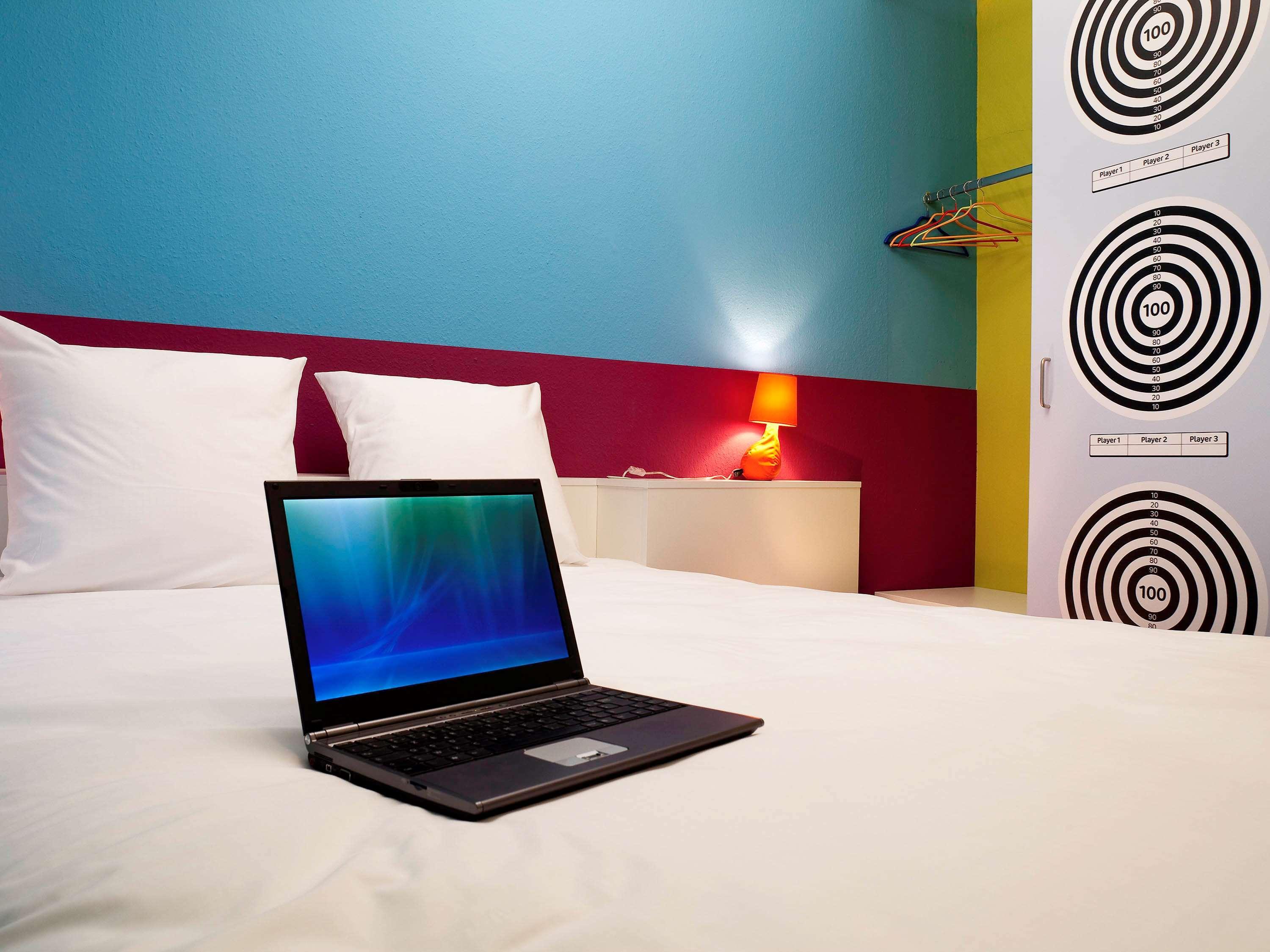 Ibis Styles Duesseldorf-Neuss Hotel Bagian luar foto