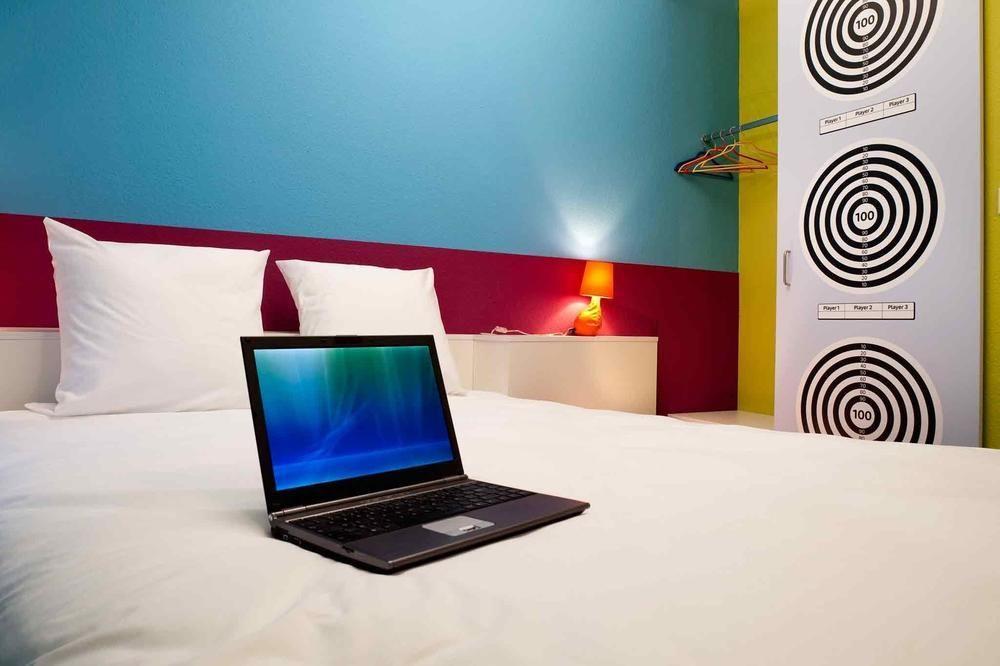 Ibis Styles Duesseldorf-Neuss Hotel Bagian luar foto