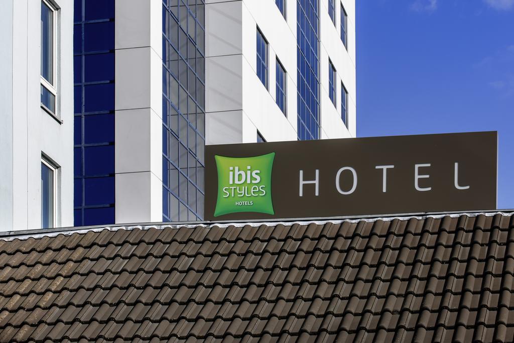 Ibis Styles Duesseldorf-Neuss Hotel Bagian luar foto